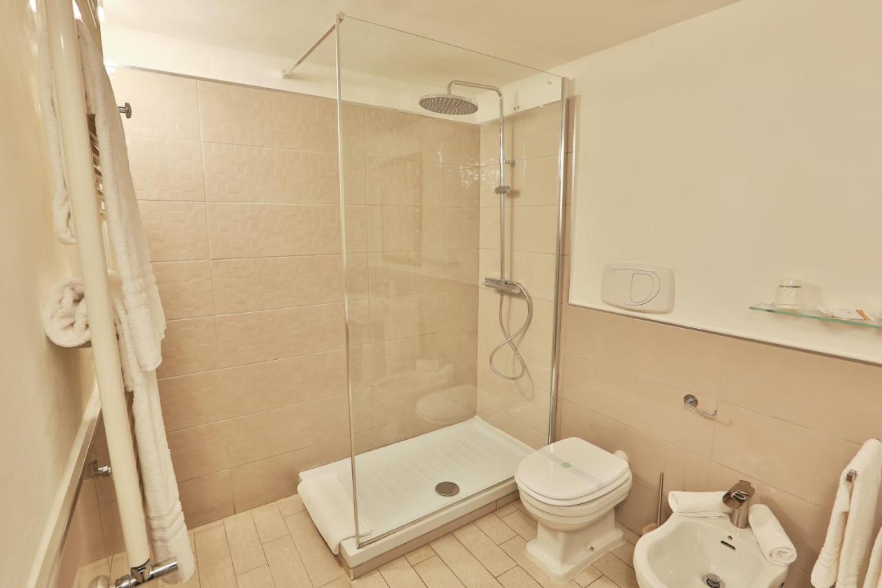 Grottini Luxury Suites ~ Pantheon Roma Exterior foto